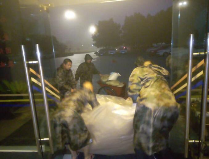 襄陽安保人員不應該出現(xiàn)哪些行為？湖北獵鷹保安公司為你介紹！